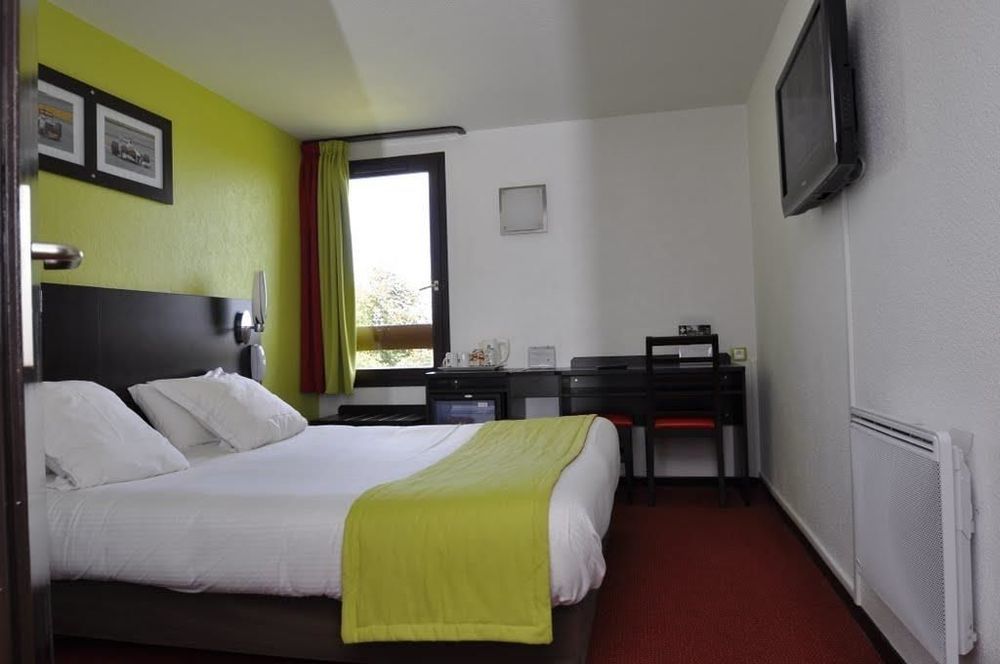 Kyriad Montlucon - Saint Victor Habitación foto